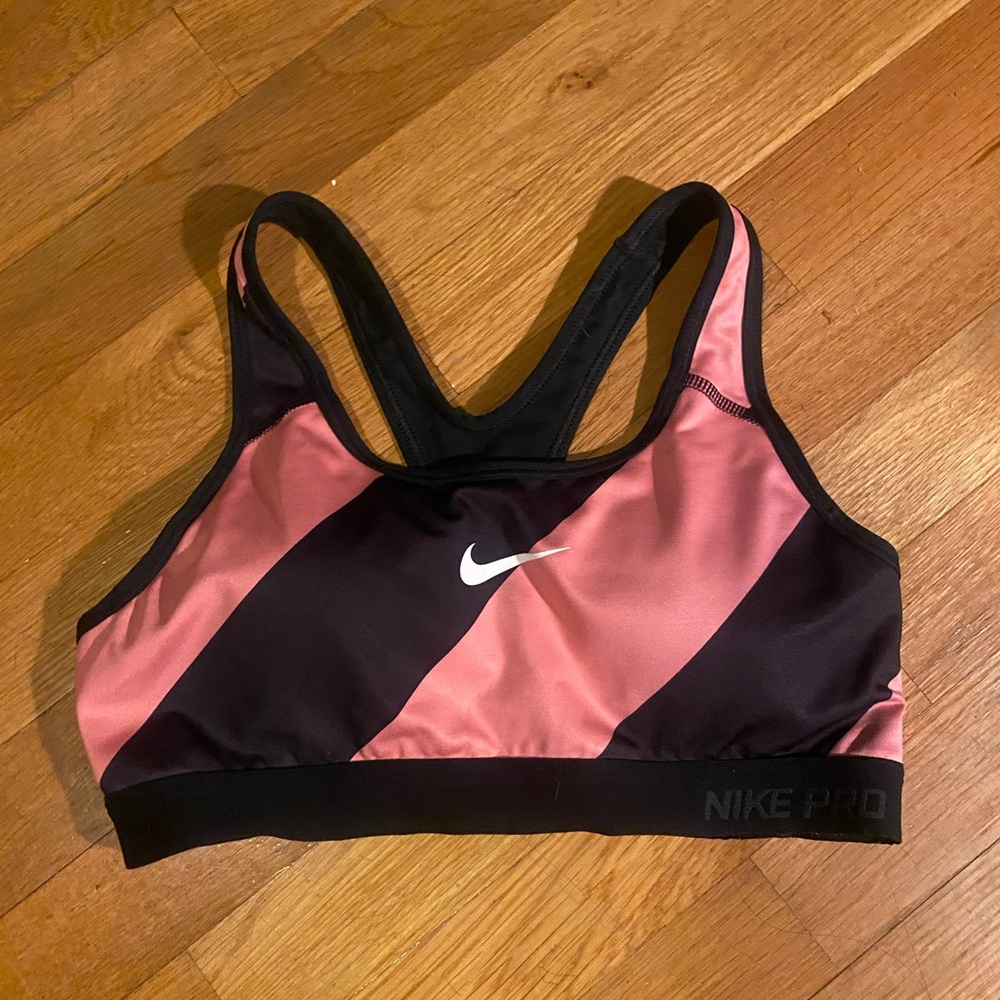 Nike dry-fit sports bra